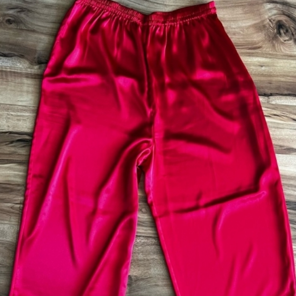 Vintage VICTORIAS SECRET GOLD LABEL RED SATIN PAJAMA Set Size Medium